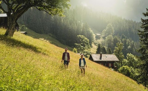 Couple living the hills with tons of greenery